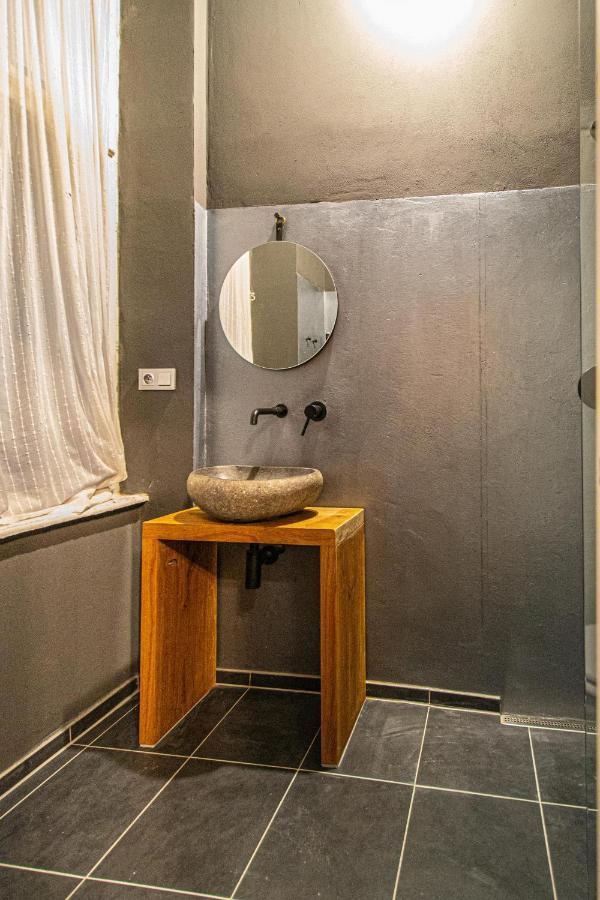 4 Bedrooms 130M2 Apartment At The Main City Square ปราก ภายนอก รูปภาพ